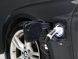 BMW 3 Serie [SCHUIFDAK, VOL LEDER, CAMERA, GROOT NAVI, HEAD-UP DISPLAY, NIEUWSTAAT] - afbeelding nr 9