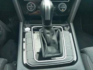 Volkswagen Passat Volkswagen Passat Variant 1.5 TSI Comfort Business Automaat, airco,cruise,navigatie,trekhaak,parkeersensoren, - afbeelding nr 18