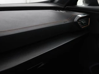 CUPRA Formentor Cupra Formentor 1.4 e-Hybrid | Leder | Stoel & stuurverwarming |  Adaptive cruise | Memory | Full LED | Keyless | Sfeerverlichting | Bluetooth - afbeelding nr 27