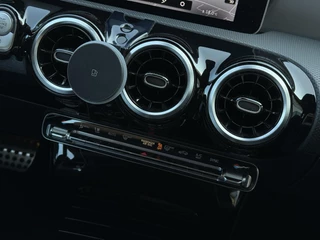 Mercedes-Benz CLA Mercedes-Benz CLA-klasse 180 Aut. Business Sol. AMG | Navi | Camera | Sportstoelen | - afbeelding nr 23
