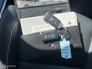 Mitsubishi Outlander Mitsubishi Outlander 2.0 PHEV instyle+Dealer onderhouden - afbeelding nr 35