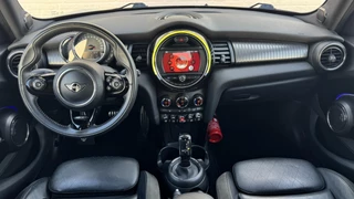 MINI Cooper Mini Mini 1.5 Cooper Chili John Cooper Works Package Cruise Control Climate control Elektrisch panorama dak Harman Kardon - afbeelding nr 4