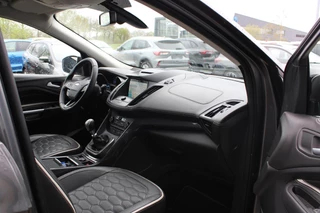 Ford Kuga Ford Kuga 1.5 EcoBoost Vignale | Trekhaak Afneembaar 2000KG | Cruise Control | Navigatie | Climate Control | Lichtmetalen Velgen | - afbeelding nr 14