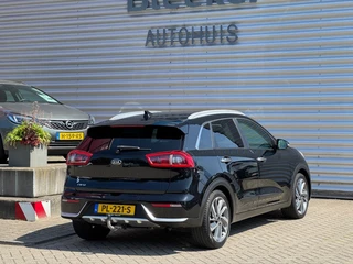 Kia Niro Kia Niro 1.6 GDI H. Execut.L Airco Leder Trekhaak Carplay Navi Adap Cruise - afbeelding nr 2