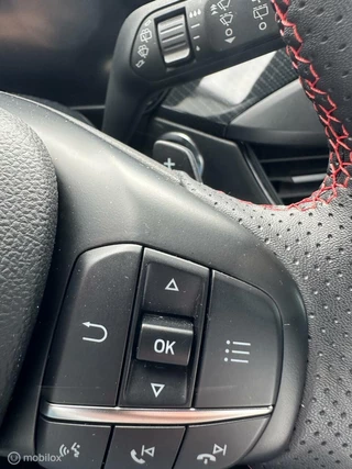 Ford Focus Ford Focus 1.5 EcoBoost ST LINE - afbeelding nr 11