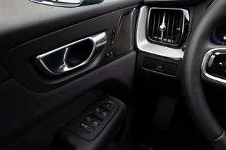 Volvo XC60 Volvo XC60 B4 Ultimate Bright|360 camera|Panorama|Google|H/K Audio - afbeelding nr 24