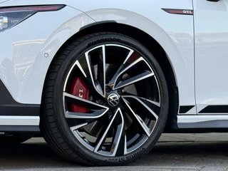 Volkswagen Golf Volkswagen Golf 2.0 TSI GTI Clubsport|PANO|HEADUP|LEDER - afbeelding nr 34