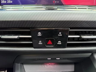 Volkswagen Golf Volkswagen Golf 2.0 TSI R 4Motion|Akrapovic|Panorama|Performance - afbeelding nr 67
