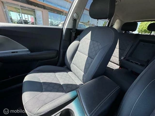 Kia Niro Kia Niro 1.6 GDi PHEV DynamicLine / PHEV  / Hybride  volledig elektrisch rijden 55 km ,  Navigatie / Camera  / Appel Carplay / Android auto , Stoel en stuur verwarming , Parkeerhulp achter , Trekhaak . - afbeelding nr 20