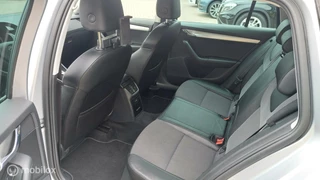 Škoda Octavia Skoda Octavia Combi 1.0 TSI Greentech Business Edition Plus - afbeelding nr 10