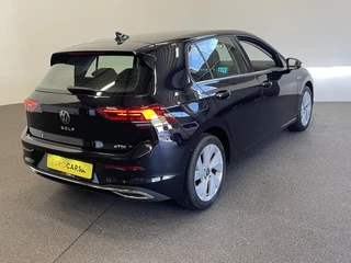 Volkswagen Golf Volkswagen Golf 1.5 eTSI Style Airco ECC Carplay Navi Adaptive Crusie Control Massagestoel AGR Ambiente verlichting - afbeelding nr 7