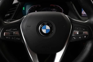 BMW 1 Serie BMW 1-serie 118i Executive Edition | Sport Line | Carplay |  Full LED | Sportstoelen | Climate control | Navigatie | Parkeerhulp | Live Cockpit | Cruise control - afbeelding nr 9