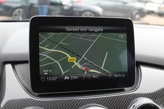 Mercedes-Benz B-Klasse Mercedes-Benz B-Klasse 180 Business Solution AMG Upgrade Edition / Camera / Navigatie / 18'' / Stoelverwarming / Cruise Control - afbeelding nr 20