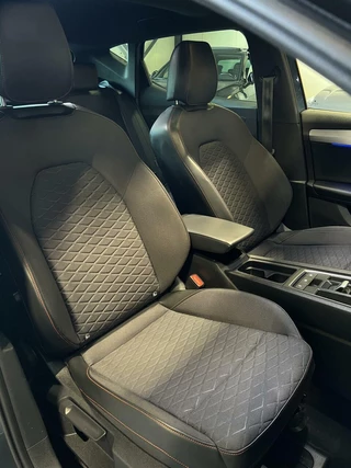 SEAT Leon Seat Leon 1.5 eTSI FR 150PK Pano Virtual Sfeer Trekhaak VOL! - afbeelding nr 23