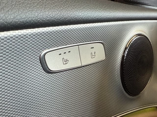 Mercedes-Benz E-Klasse Mercedes-Benz E-Klasse Estate 200 AMG Business Solution Sport Automaat | Lederen sportstoelen | Elektr. trekhaak | Sfeerverlichting | Adaptive | Camera - afbeelding nr 34