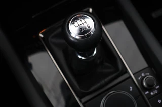 Mazda 3 Mazda 3 2.0 SkyActiv-X Comfort | Stoel & stuurverwarming | Head-Up | Adaptive cruise | Camera | Carplay | BOSE Sound | Full LED | Navigatie - afbeelding nr 21