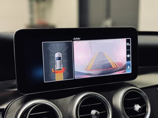 Mercedes-Benz C-Klasse Mercedes-Benz C-Klasse Estate 300e AMG Night | Panorama | HeadUp | Leder | Multibeam - afbeelding nr 22