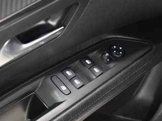 Peugeot 5008 [APPLE CARPLAY, PARKEERSENSOREN, DIGITAL DASH, CRUISE CONTROL, VOL LEDER, NAVIGATIE, FLIPPERS, NIEUWSTAAT] - afbeelding nr 14