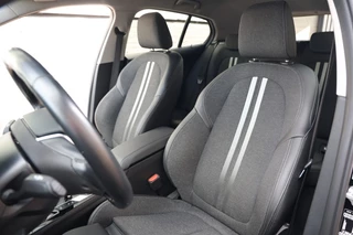 BMW 1 Serie BMW 1 Serie 118i Executive Business Aut. NAP/Sportstoelen/Live Cockpit Prof - afbeelding nr 4