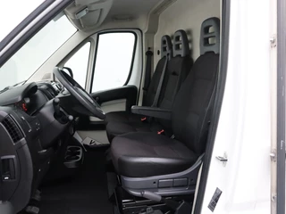 Peugeot Boxer Peugeot Boxer 2.0BlueHDI 130PK L2H2 Premium | Glasresteel | Trekhaak | Navigatie | 3-Persoons | Airco | Cruise | Betimmering - afbeelding nr 18