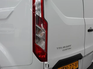 Ford Transit Custom Ford Transit Custom 300 2.0 TDCI L2H1 Trend Automaat Airco Navi Bluetooth 3-Zits Camera Trekhaak Camera - afbeelding nr 8