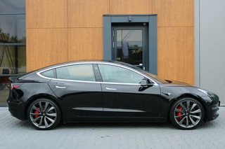 Tesla Model 3 Tesla Model 3 Performance | Nieuwe banden | Velgen hersteld - afbeelding nr 14