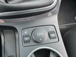 Ford Kuga Ford Kuga 1.5 Titanium Styling Pack | Pano | Navi | Stoel verw - afbeelding nr 18