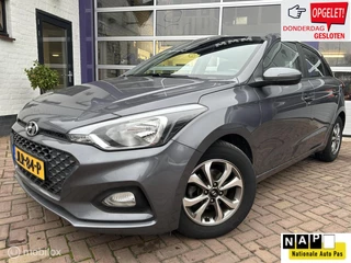 Hyundai i20 1.2 Premium * NAVI CAR PLAY * LM VELGEN *CC *