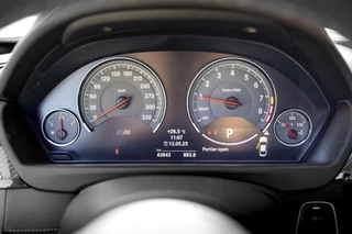 BMW M4 BMW 4-serie Coupé M4 Competition Headup 360View Keramisch Carbon Interieur Signal Green individual 43000km BJ2018 - afbeelding nr 19