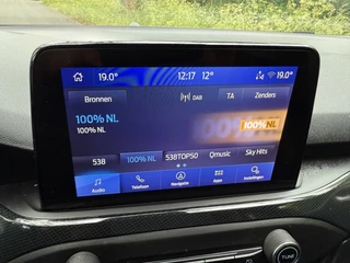 Ford Focus Ford Focus Wagon 1.5 EcoBoost ST Line Business - afbeelding nr 28