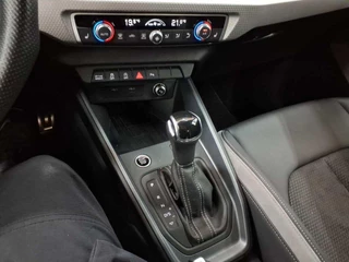 Audi A1 Sportback Audi A1 Sportback 35TFSi 150pk S Edition S-Tronic | ACC | MMI Navi Plus & App-conn. | B&O Audio | Drive Select | LED | Grootlichtassist | Keyless Entry & Start | 18