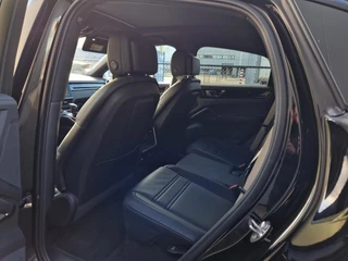 Porsche Cayenne Porsche Cayenne 3.0 E-Hybrid Platinum Edition /Sport design pak. /Incl BTW - afbeelding nr 33