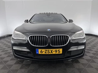 BMW 7 Serie BMW 7 Serie 740d xDrive High Executive M-Sport-Pack GEAR BOX PROBLEM  M-Sport Pack Aut. *PANO | HEAD-UP | LUXURY-LEATHER | SOFT-CLOSE | FULL-LED | MEMORY-PACK | HARMAN/KARDON-SURROUND | TOPVIEW | BLINDSPOT | KEYLESS | HEATED-SPORTSEATS | DIGI- - afbeelding nr 2