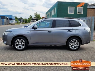 Mitsubishi Outlander Mitsubishi Outlander 2.0 PHEV Executive Edition, trekh., xenon, clima, cruise, 18
