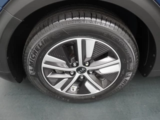 Kia Niro Kia Niro 1.6 GDi Hybrid DynamicPlusLine - Navigatie - Camera - Stoel- en stuurverwarming - Climate control - Trekhaak - Fabrieksgarantie tot 09-2027 - afbeelding nr 16