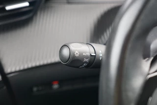 Peugeot 2008 Peugeot 2008 1.2 PureTech Active Pack - Gris Platinium - Carplay/Nav/Cruise - afbeelding nr 23