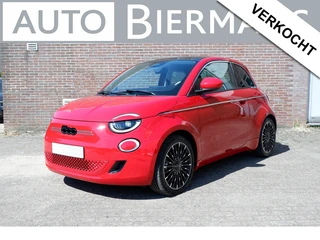Fiat 500e La Prima 42 kWh / INCL. 12 mnd BOVAG / JBL-Speakers / Camera