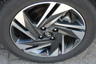 Hyundai Bayon Hyundai Bayon 1.0 T-GDi Comf. Smart Aut. Navi/Pdc/Cam/Carplay/ 