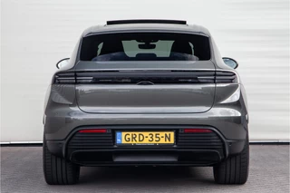 Porsche Macan Porsche Macan 4 100 kWh Panorama, Trekhaak, 22