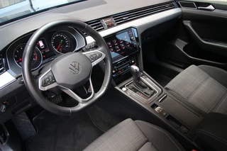 Volkswagen Passat Volkswagen Passat Variant 1.5 TSI Business - afbeelding nr 3