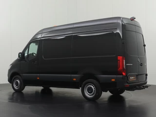 Mercedes-Benz Sprinter Mercedes-Benz Sprinter 319CDi 3.0V6 L2H2 | Led | 3500Kg Trekhaak | Camera | Betimmering | Touchscreen | 3-Persoons - afbeelding nr 6