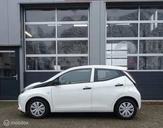 Toyota Aygo Toyota Aygo 1.0 VVT-i x CRUISE CONTROL|AIRCO - afbeelding nr 9