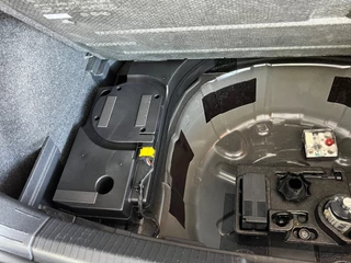 Volkswagen Polo Volkswagen Polo 1.0 TSI Comfortline Business R LINE NL AUTO Virtual Cockpit - afbeelding nr 26