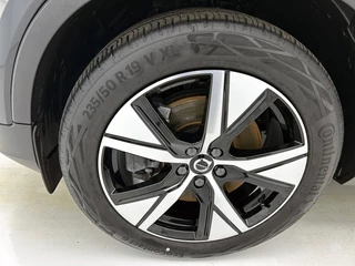 Volvo XC40 Volvo XC40 1.5 T5 PHEV R-Design | panoramadak | trekhaak - afbeelding nr 15