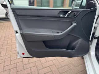 Škoda Rapid Škoda Rapid SPACEBACK 1.2 TSI 90PK GREENTECH DRIVE / PANO / NAVI / DSG! - afbeelding nr 12