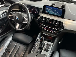 BMW 5 Serie BMW 5-Serie 530i High Executive Edition | Navi | M | LED | Pano | Leder | ACC | Camera | Harman Kardon | Head-up | Keyless | Org. NLD. | - afbeelding nr 4