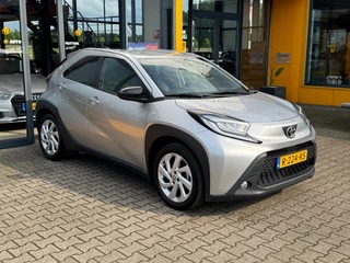 Toyota Aygo Toyota Aygo X 1.0 VVT-I MT First Edition - camera - afbeelding nr 4