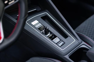 Volkswagen Golf Volkswagen Golf 2.0 TSI GTI Clubsport 45 Jahre Akra Pano DSG - afbeelding nr 29