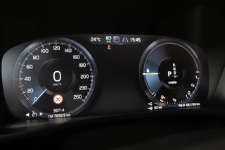 Volvo XC40 Volvo XC40 1.5 T5 262PK|R-Design|1ste Eig|LED|Leder|Trekhaak|Camera|Black Edition|Dealer Onderhouden - afbeelding nr 13