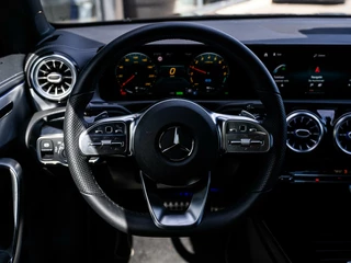 Mercedes-Benz CLA Mercedes CLA-klasse 250e AMG|PANO|CAMERA|ACC|SFEERV.|19'' - afbeelding nr 9
